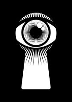 Oeil dans une serrure